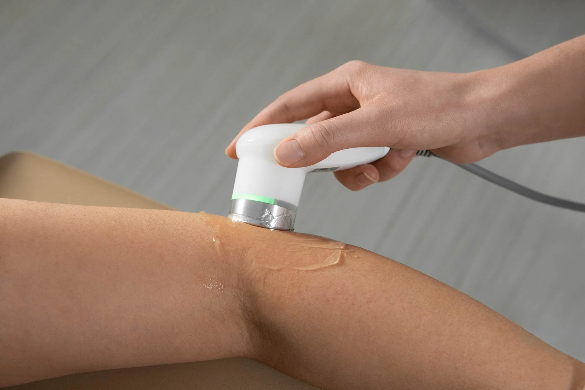Physiotherapie Meerbusch Düsseldorf Müller Jansen Krankengymnastik Massage Wärmetherapie Kältetherapie Kieferbehandlung Atemtherapie KG-ZNS Bobath PNF Lymphdrainage Elektrotherapie Ultraschalltherapie Beratung Prävention Schmerzlinderung Muskelaufbau Gerätetraining Stabilisation Beweglichkeit Bewegungsübungen